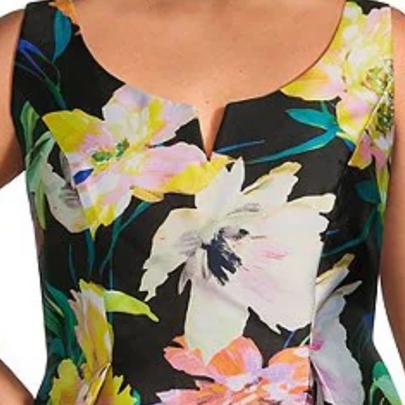 Adrianna Papell
Plus Size Mikado Floral Print Notch Scoop Neck Sleeveless Dress - Picture 8 of 8